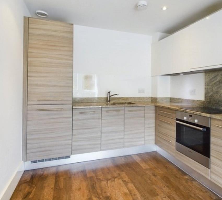 Flat Letchworth Road in Greater London