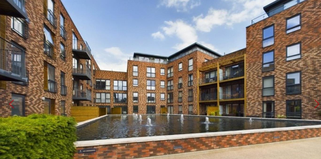 Flat Letchworth Road in Greater London