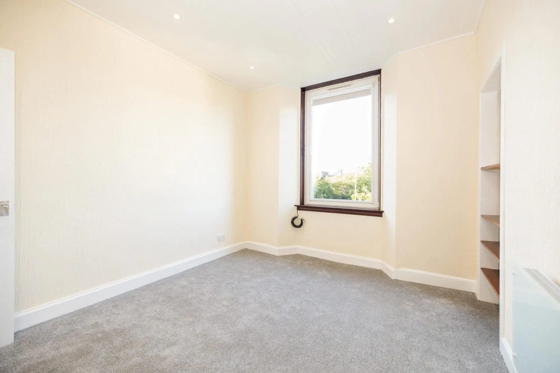 Flat Downfield Place in City of Edinburgh