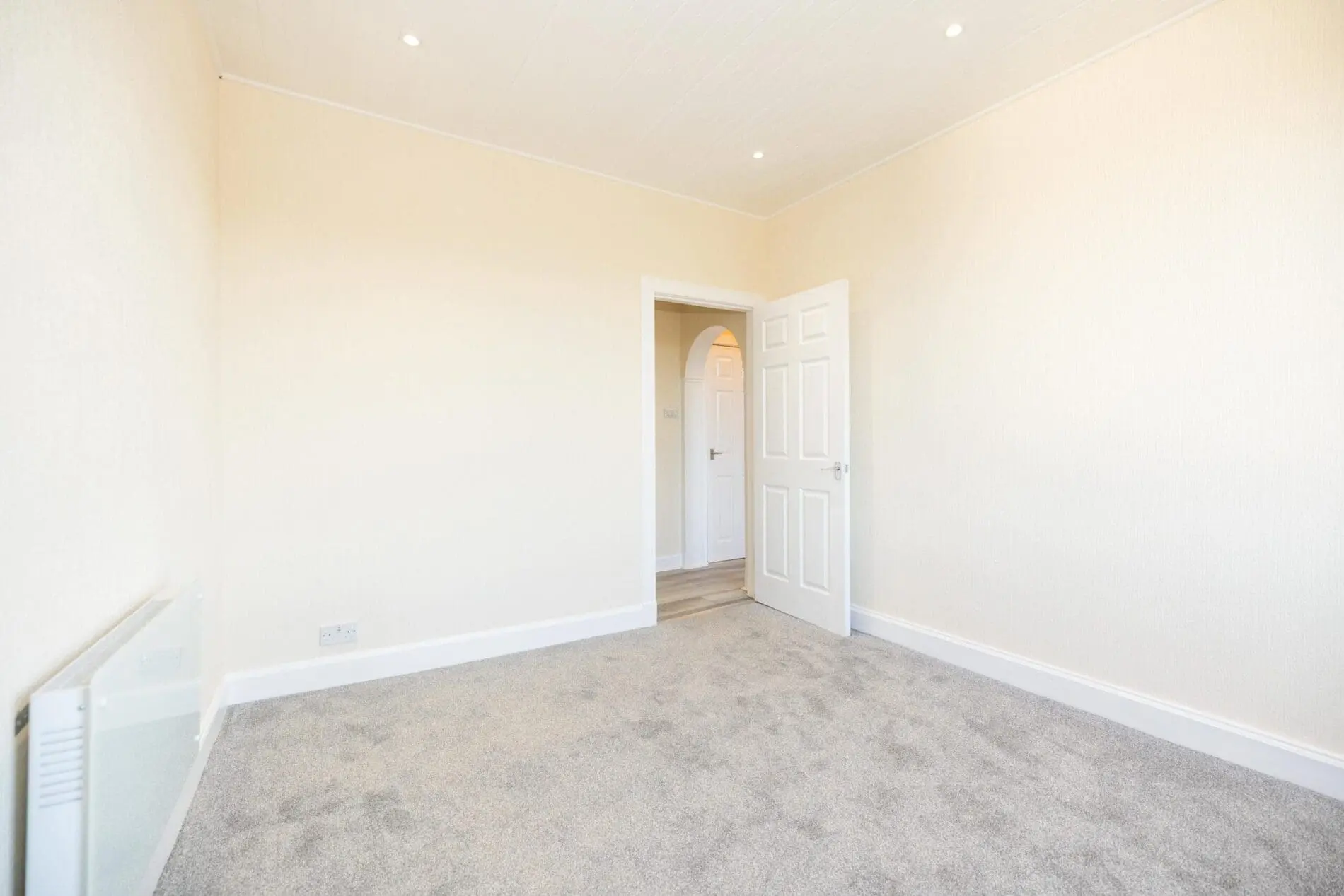 Flat Downfield Place in City of Edinburgh