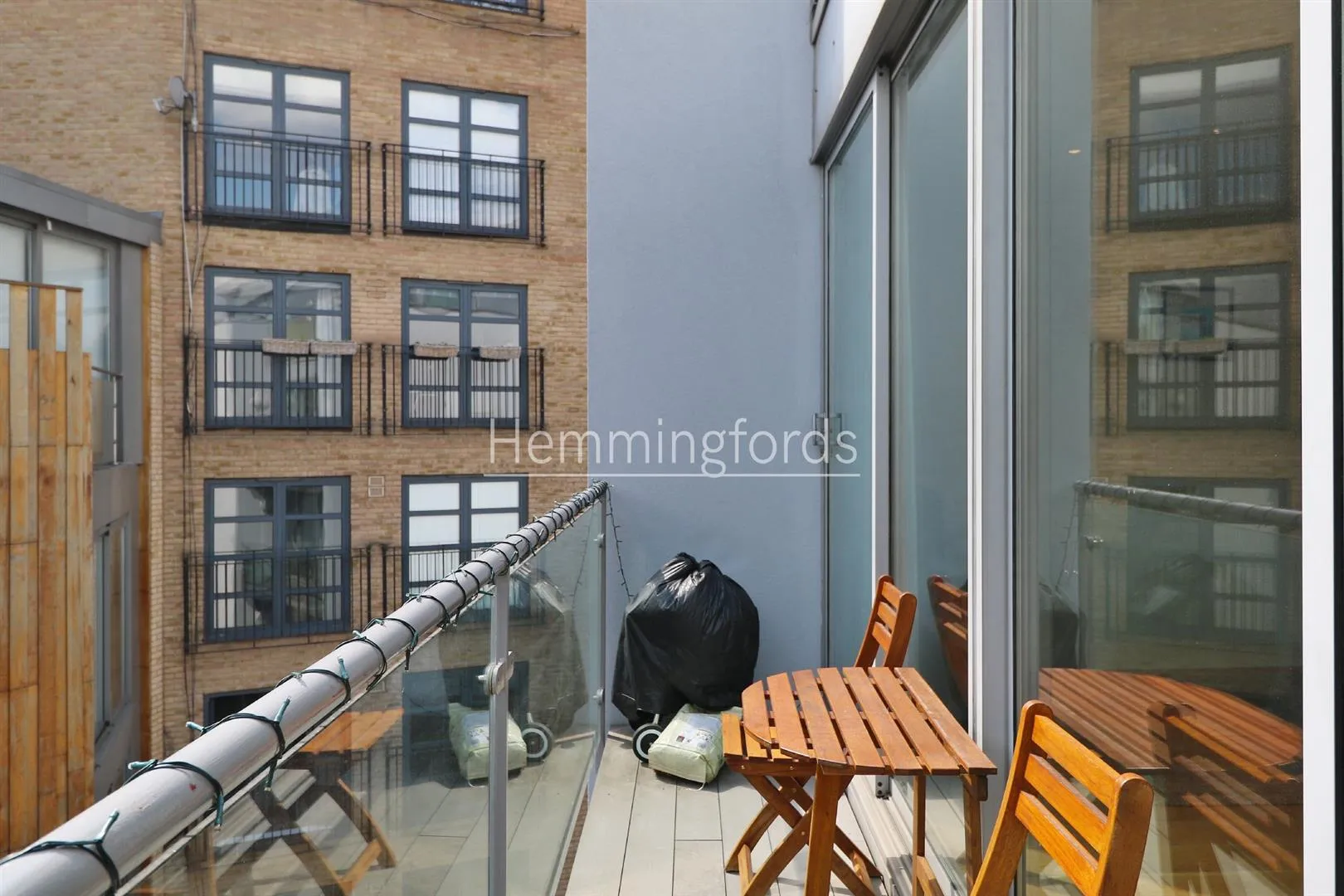 Flat Dereham Place in Greater London