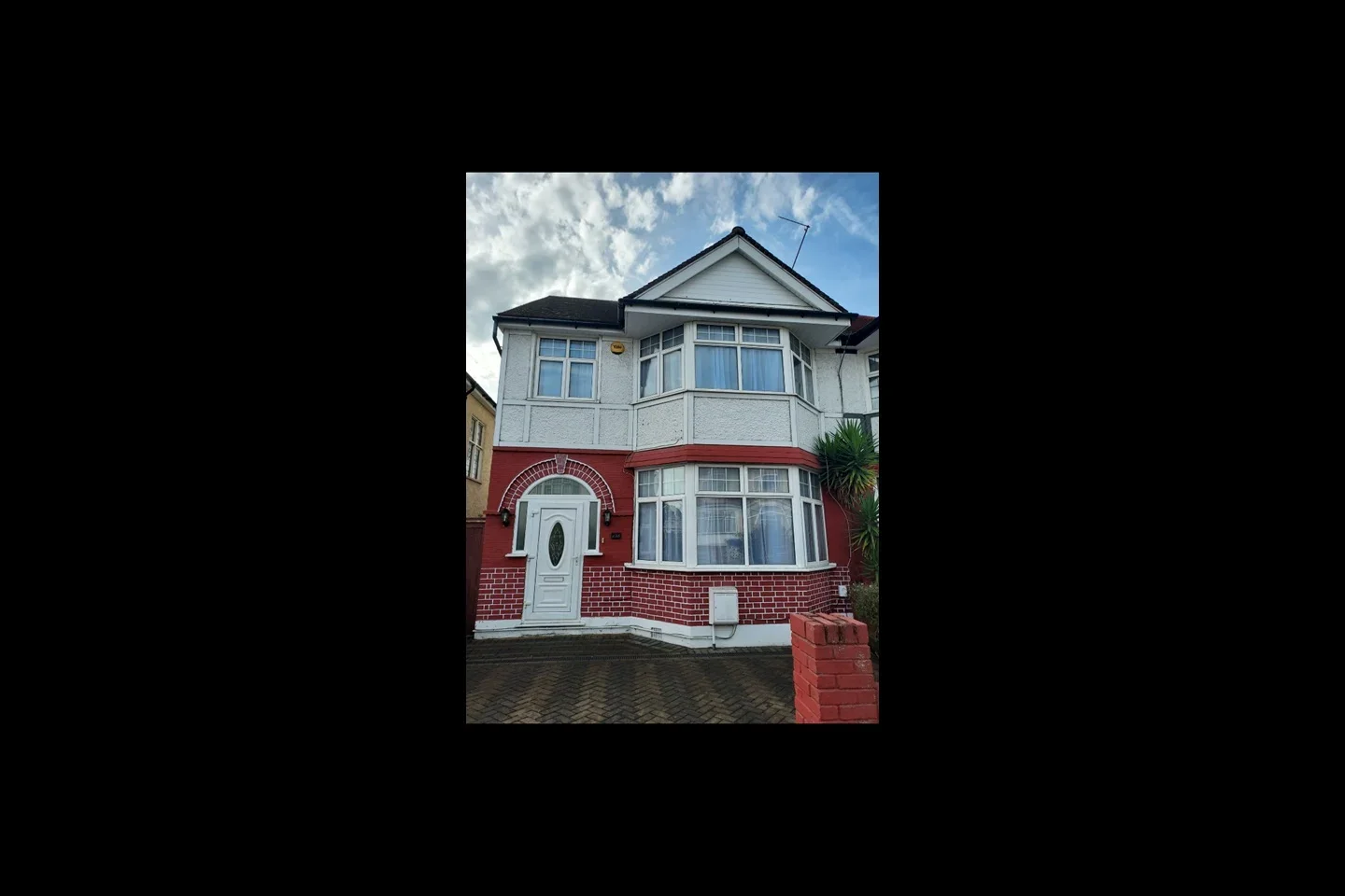 House Elmstead Avenue in Greater London