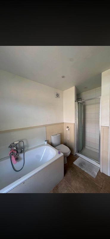 Room Armadale Road in Greater London