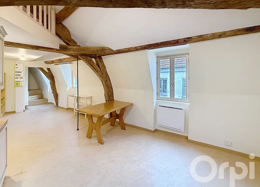 Flat Rue Paul Doumer in Melun