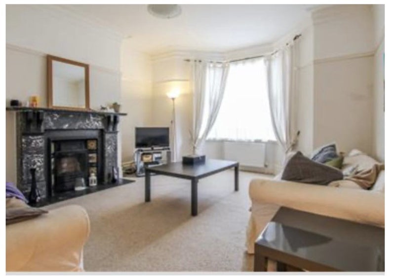 Room Mayfair Road in Newcastle upon Tyne