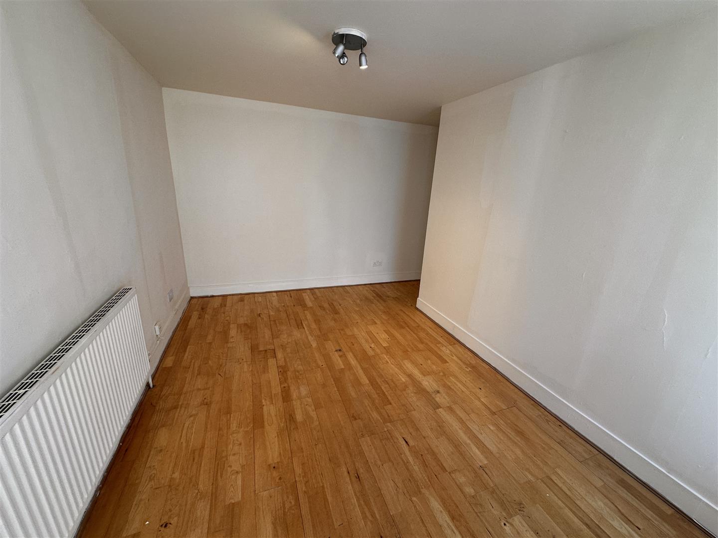 Flat Hughenden Road in St Leonards