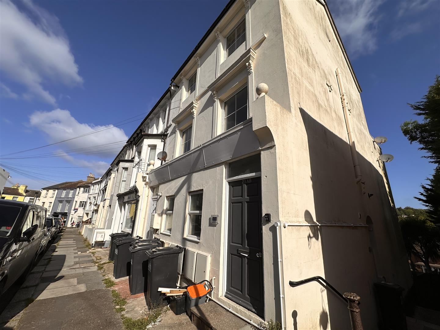 Flat Hughenden Road in St Leonards