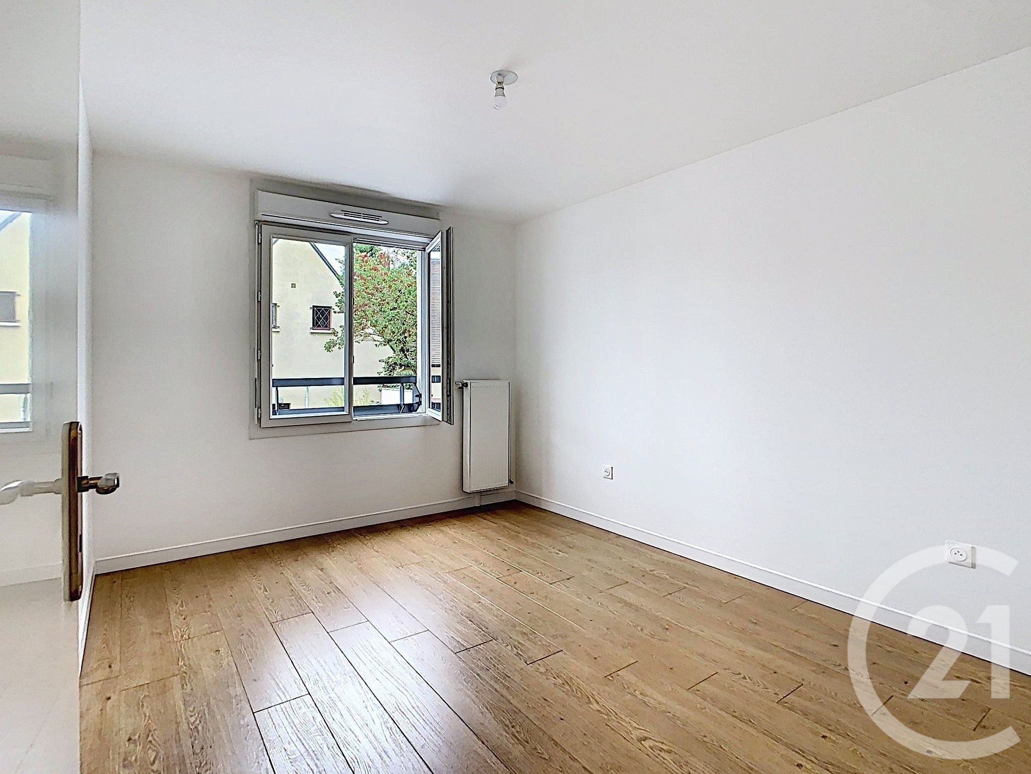 Flat Rue de la Station in Franconville