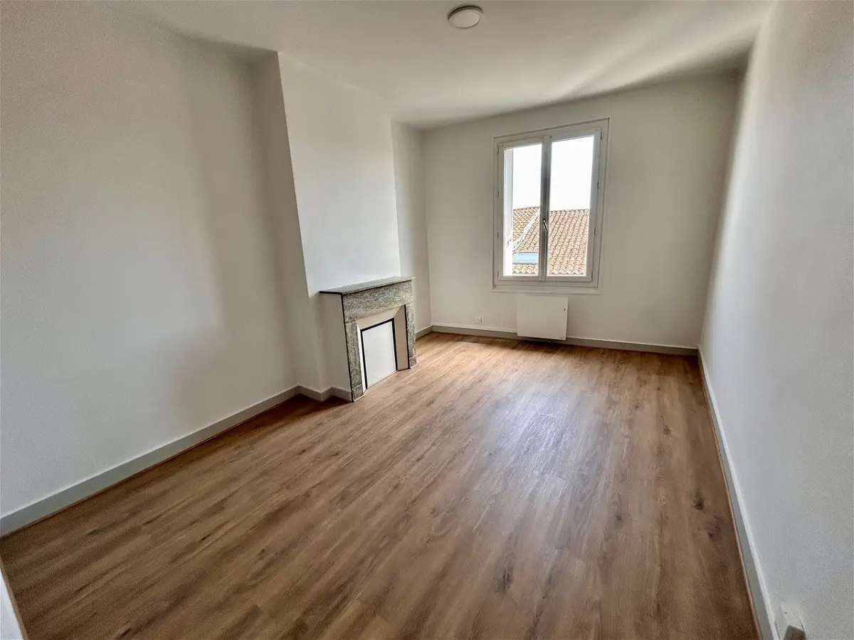 Appartement Place de la Motte à Limoges
