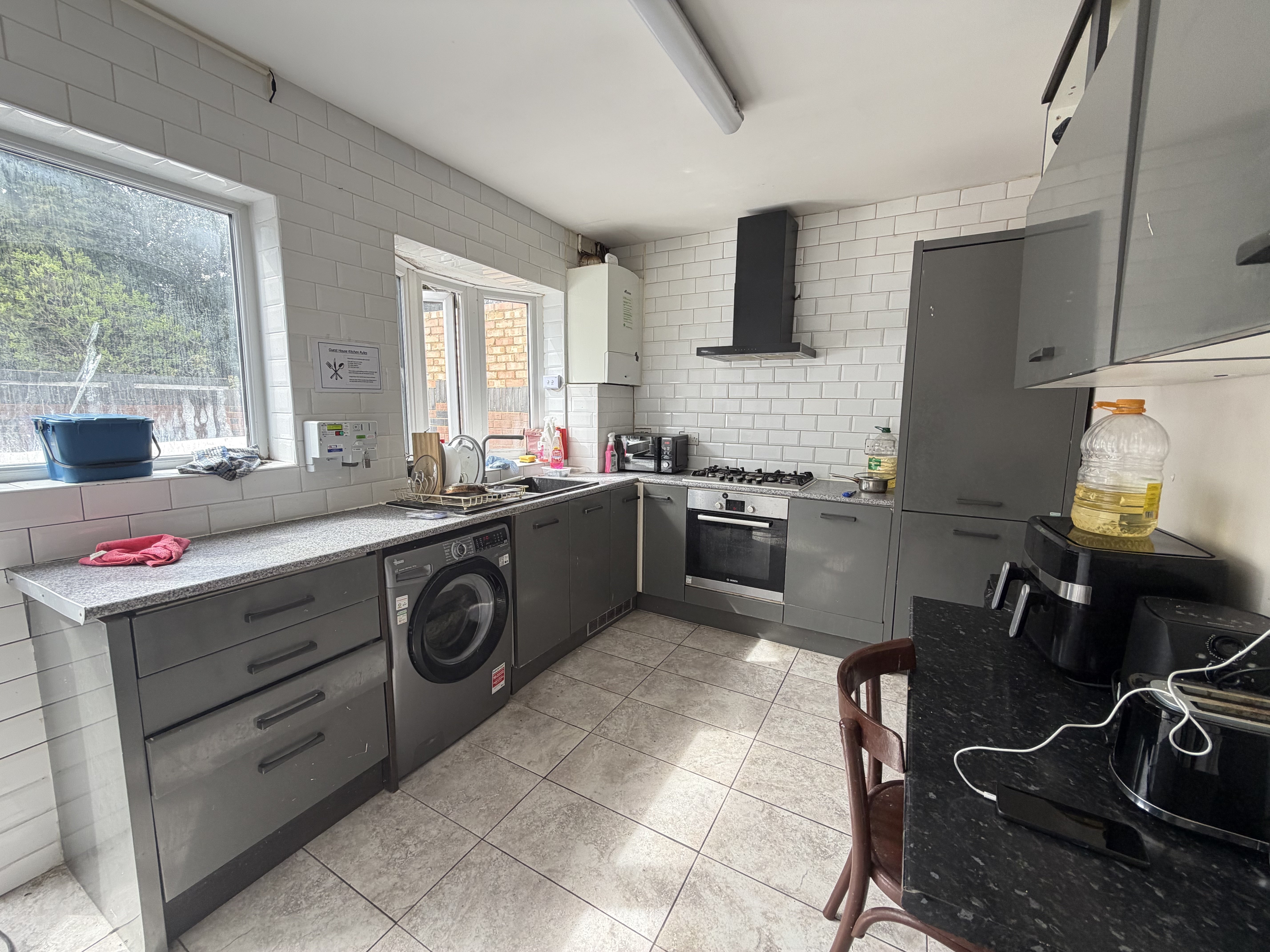 Flat Dunstable Road in Luton