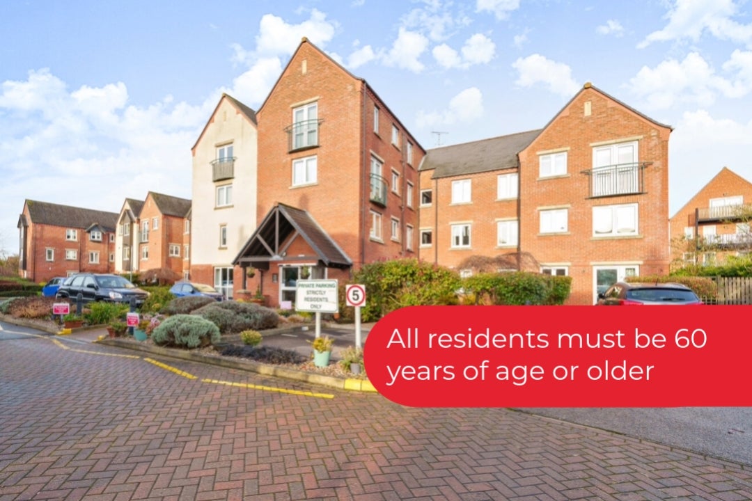 Flat Moores Court in North Kesteven