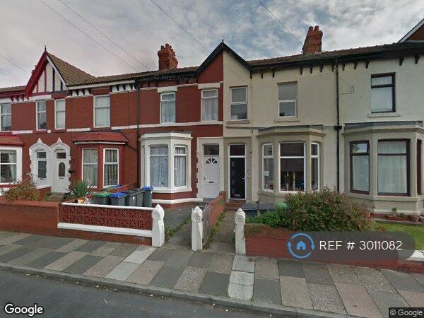 Flat Warbreck Drive in Blackpool