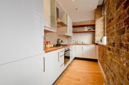Flat Commercial Street in Greater London