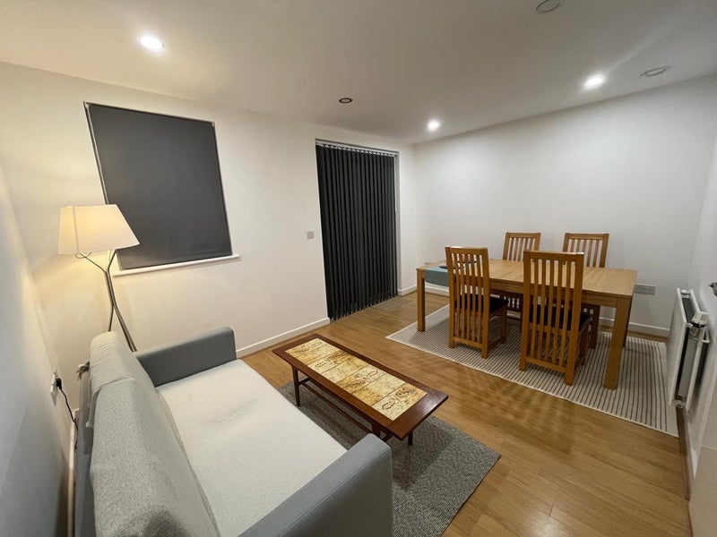 Room Boyd Way in Greater London