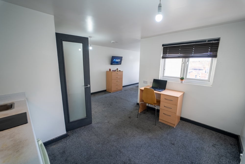Flat Pershore Road in Birmingham