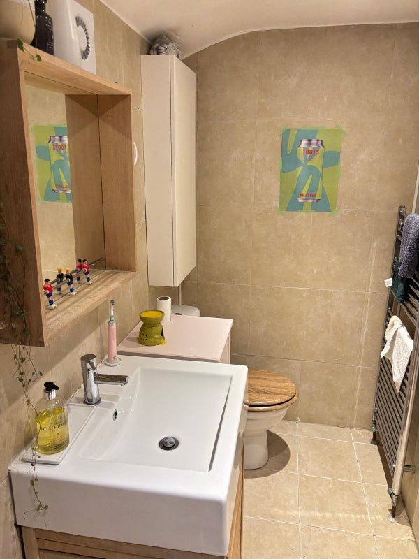 Room Lindal Road in Greater London