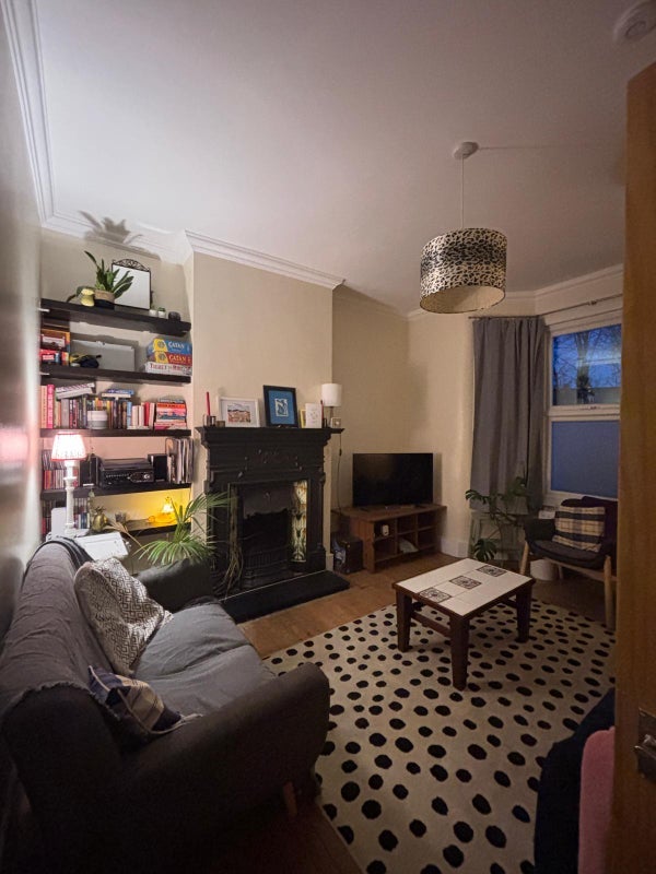 Room Lindal Road in Greater London