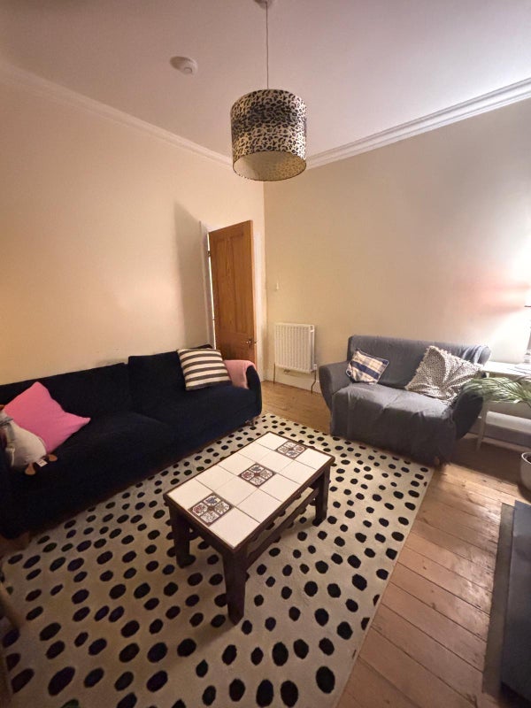 Room Lindal Road in Greater London