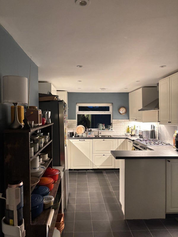 Room Lindal Road in Greater London