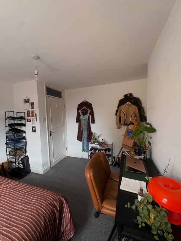 Room Warneford Street in Greater London