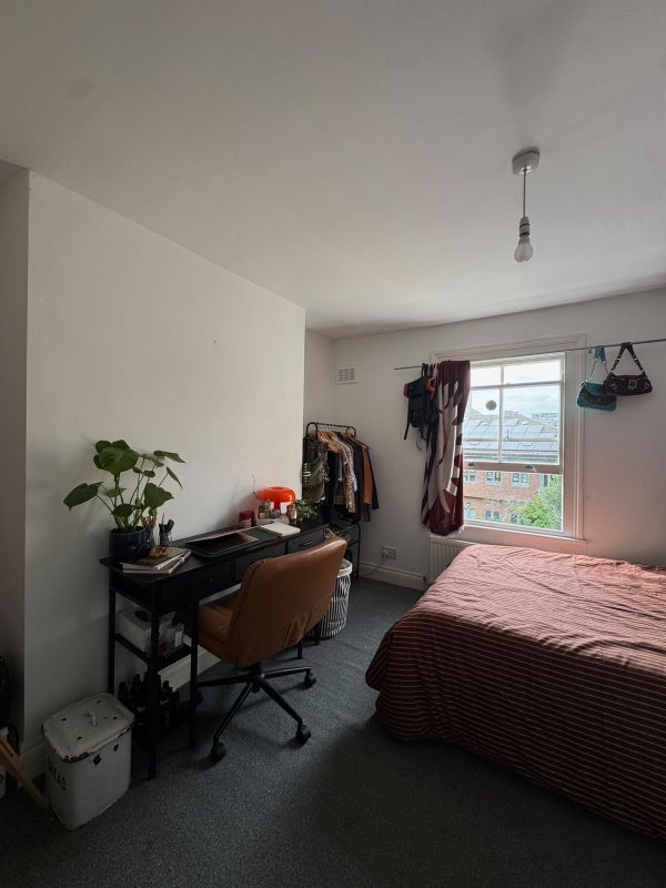 Room Warneford Street in Greater London