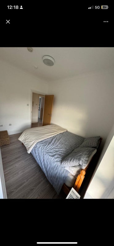 Flat Thane Villas in Greater London