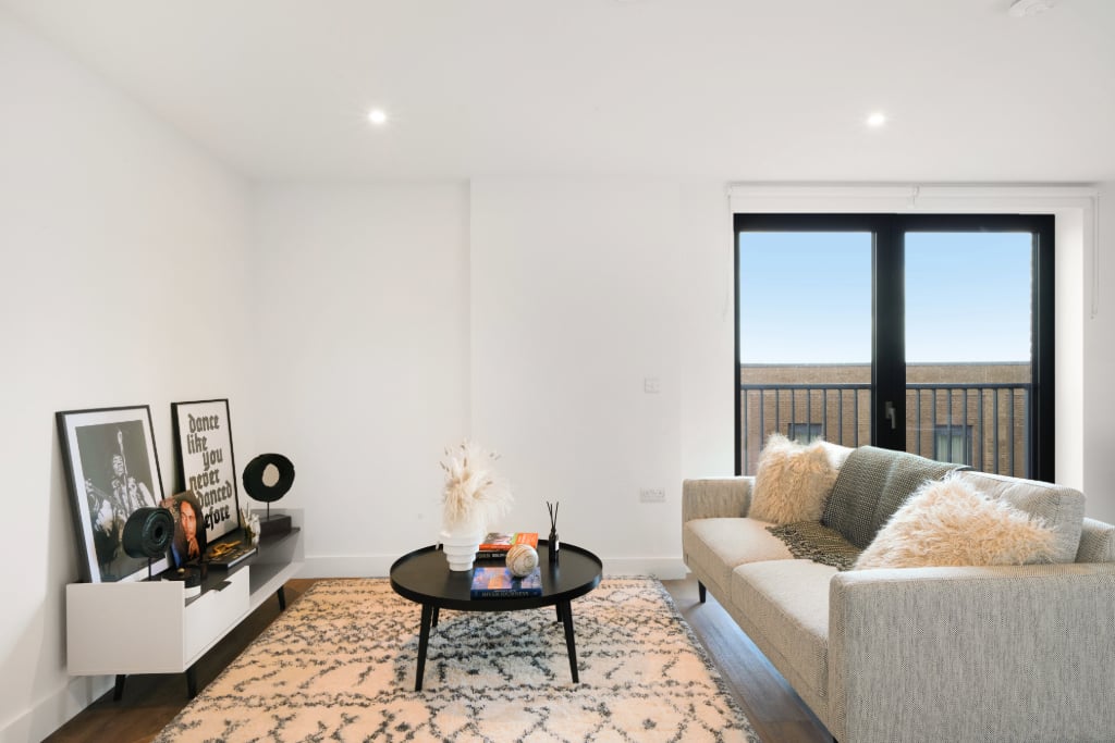 Flat Nicholsons Lane in Maidenhead