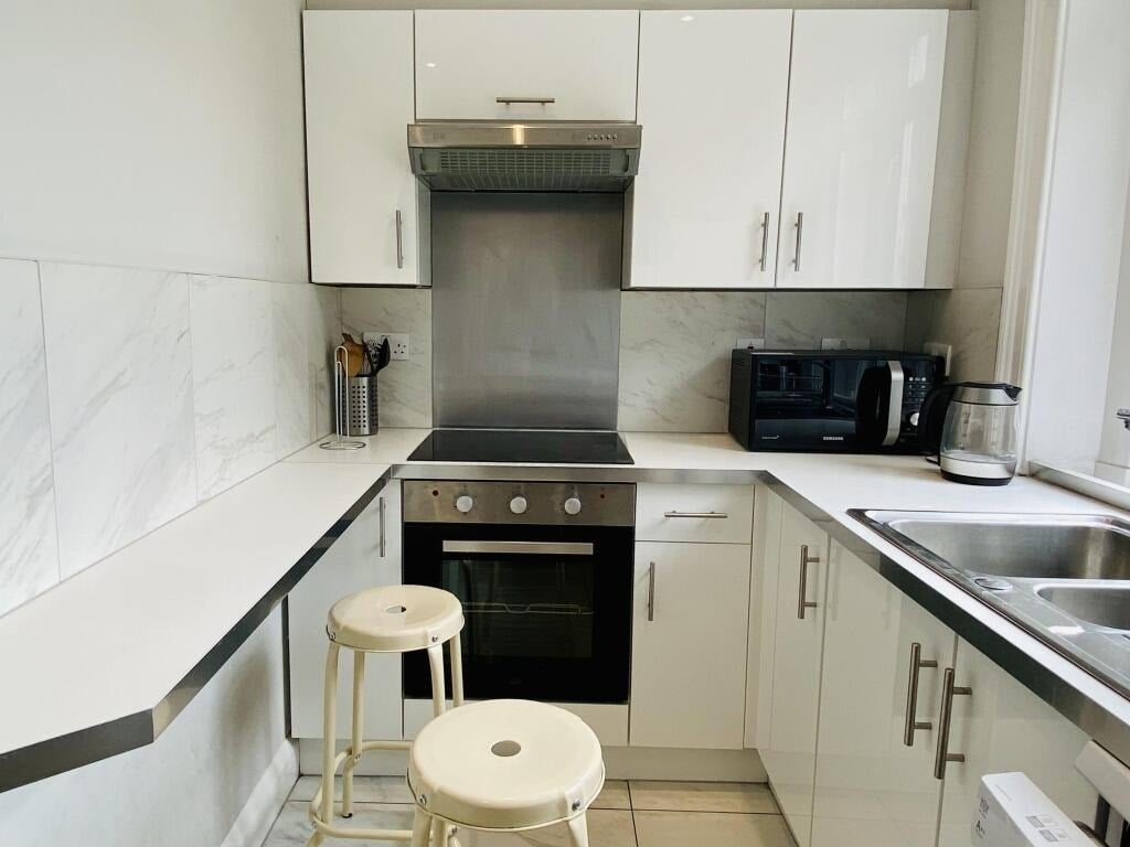 Flat Gloucester Place in City of Westminster