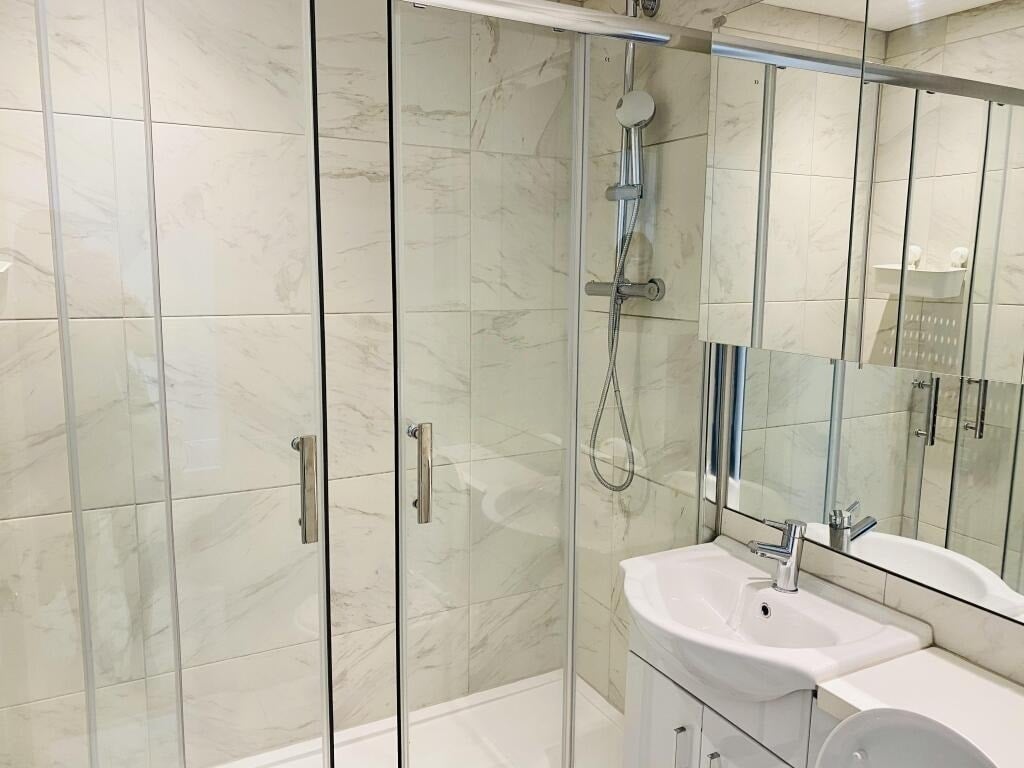 Flat Gloucester Place in City of Westminster