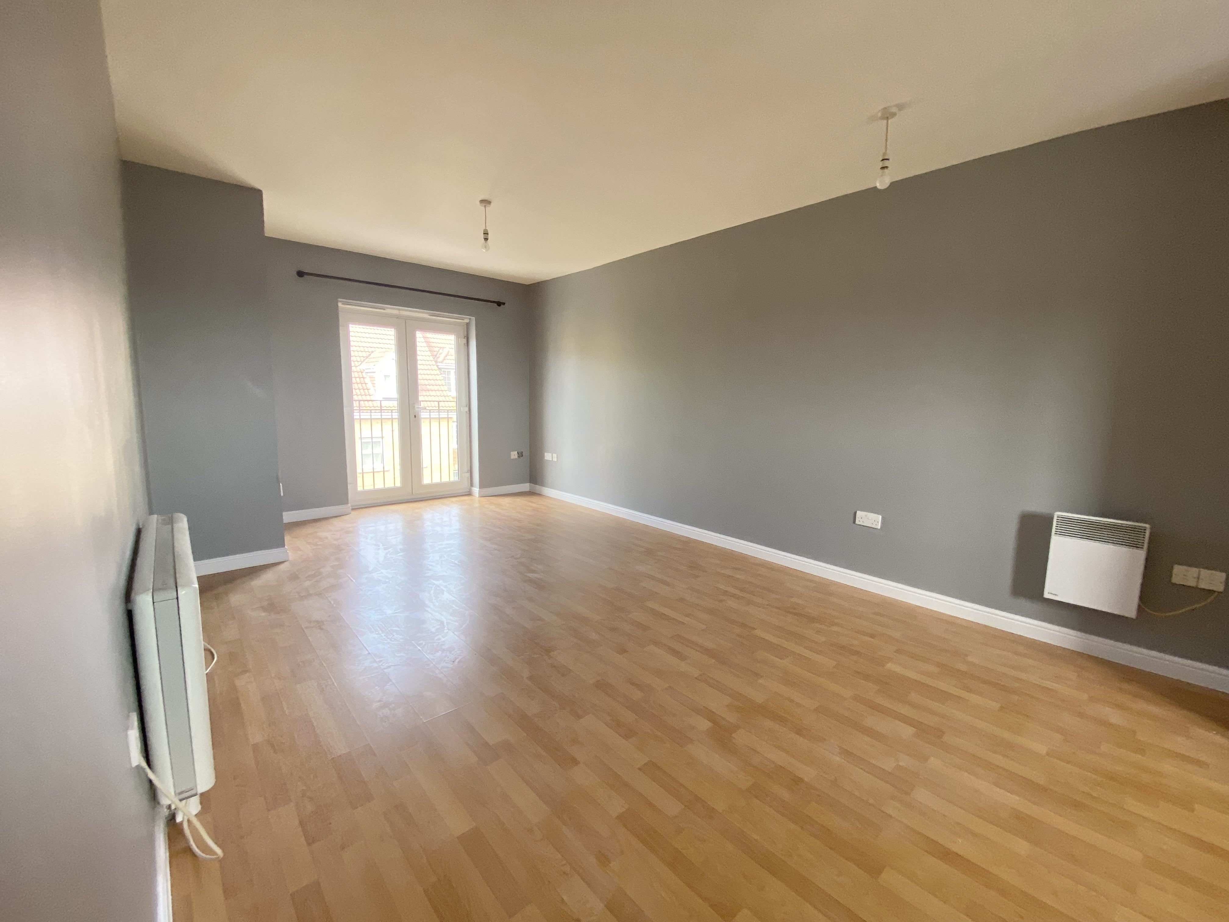 Flat Windermere Avenue in Purfleet-on-Thames