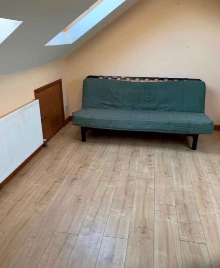 Room Brancaster Road in Greater London
