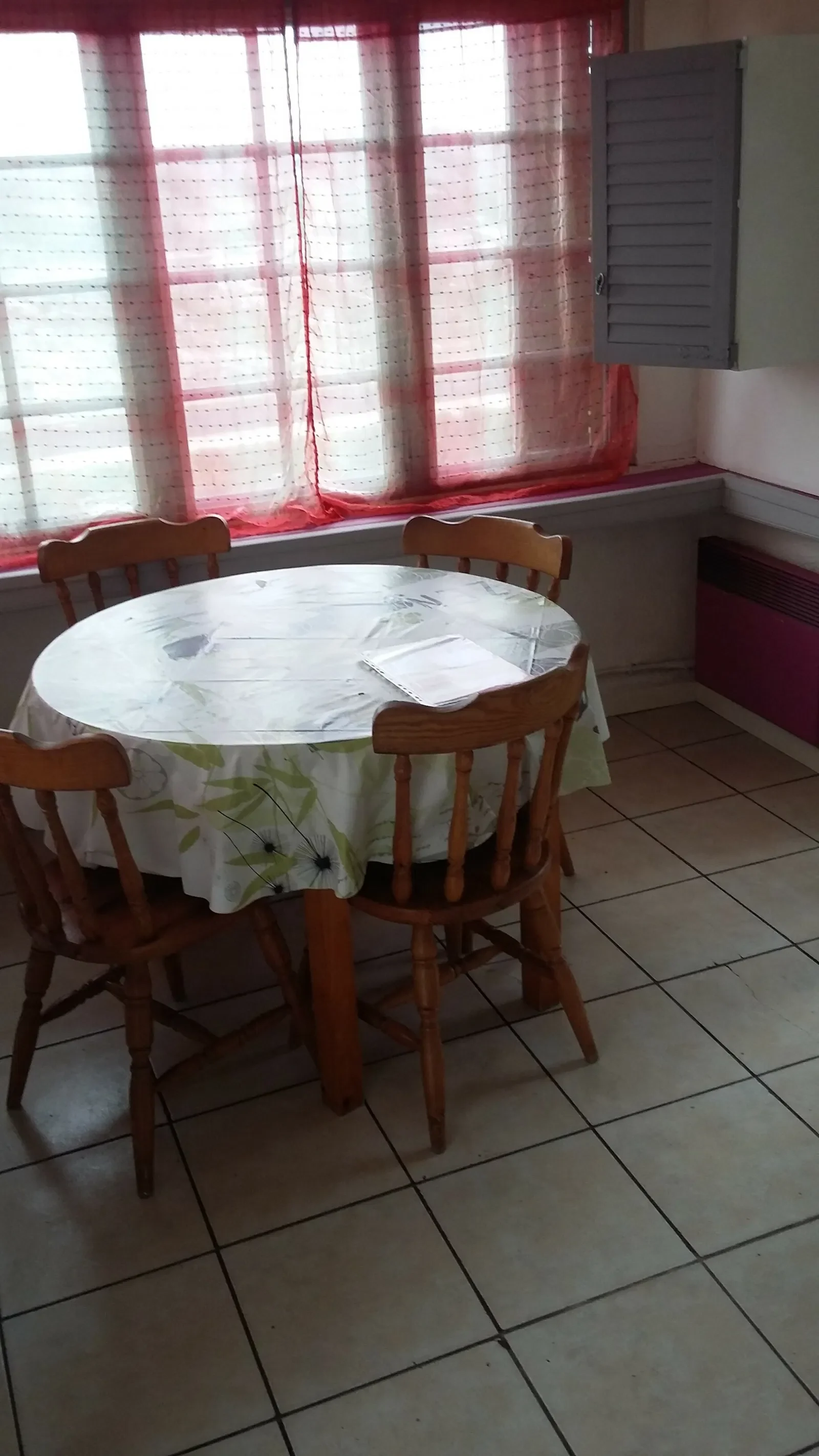 Room Chemin de la Douane in Martigues