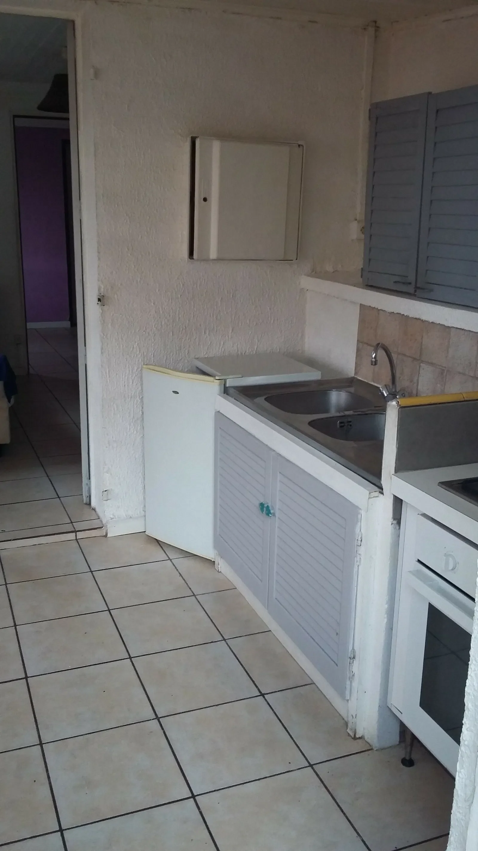 Room Chemin de la Douane in Martigues