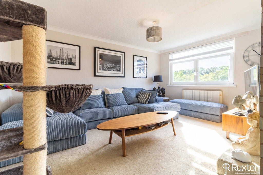 Flat Riverside Drive in Metropolitan Borough of Solihull