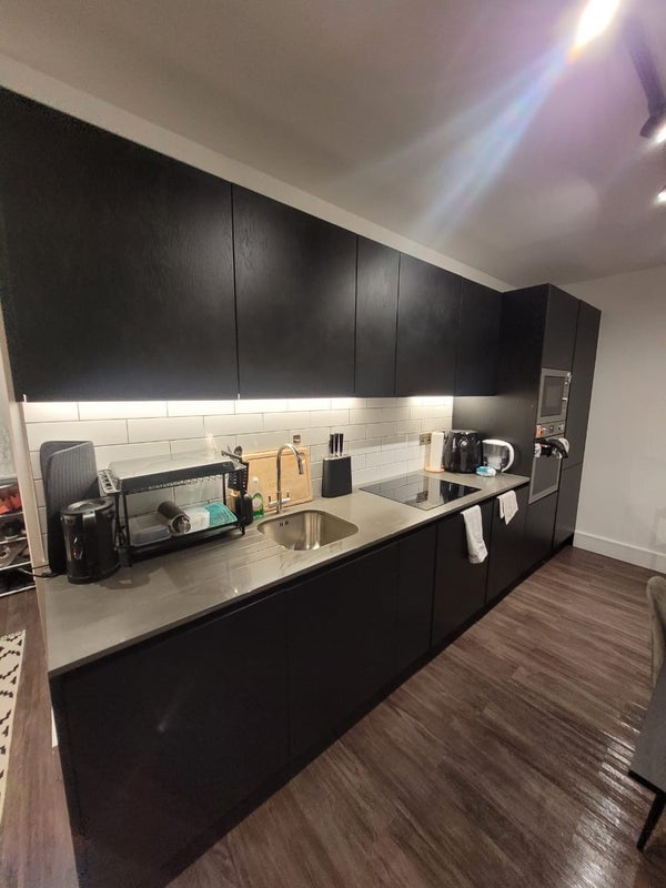 Room Scrubs Lane in Greater London