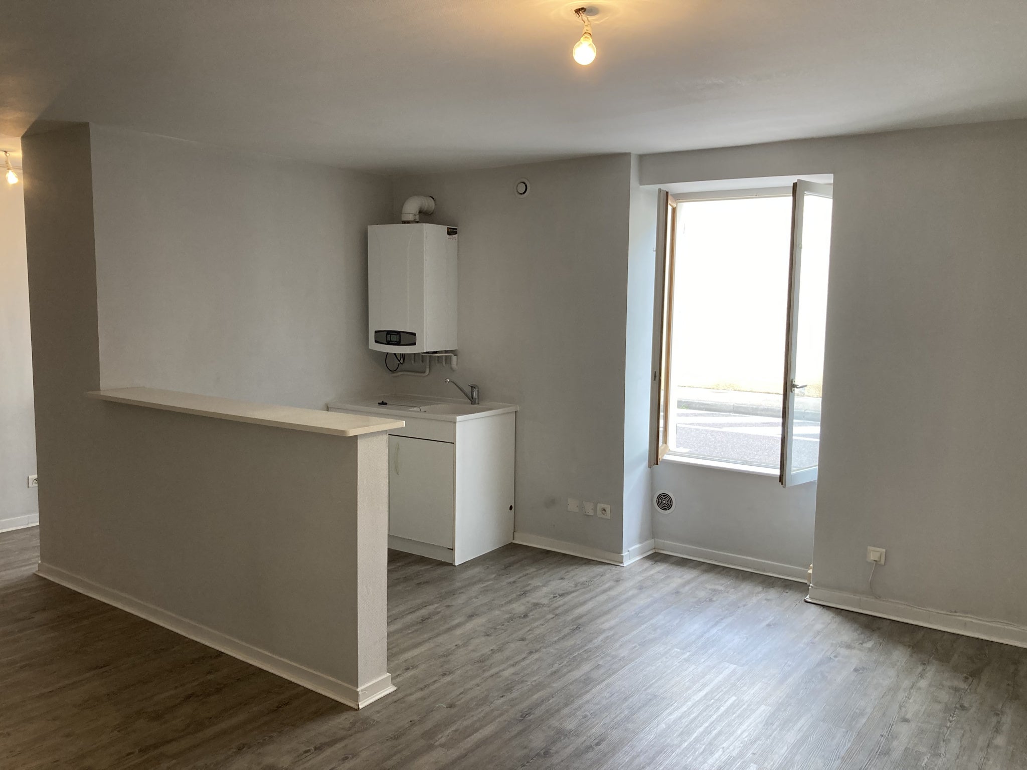 Room Rue Cotton in Roanne