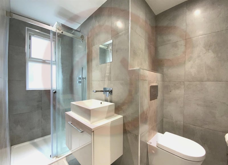 Room Haven Green in Greater London