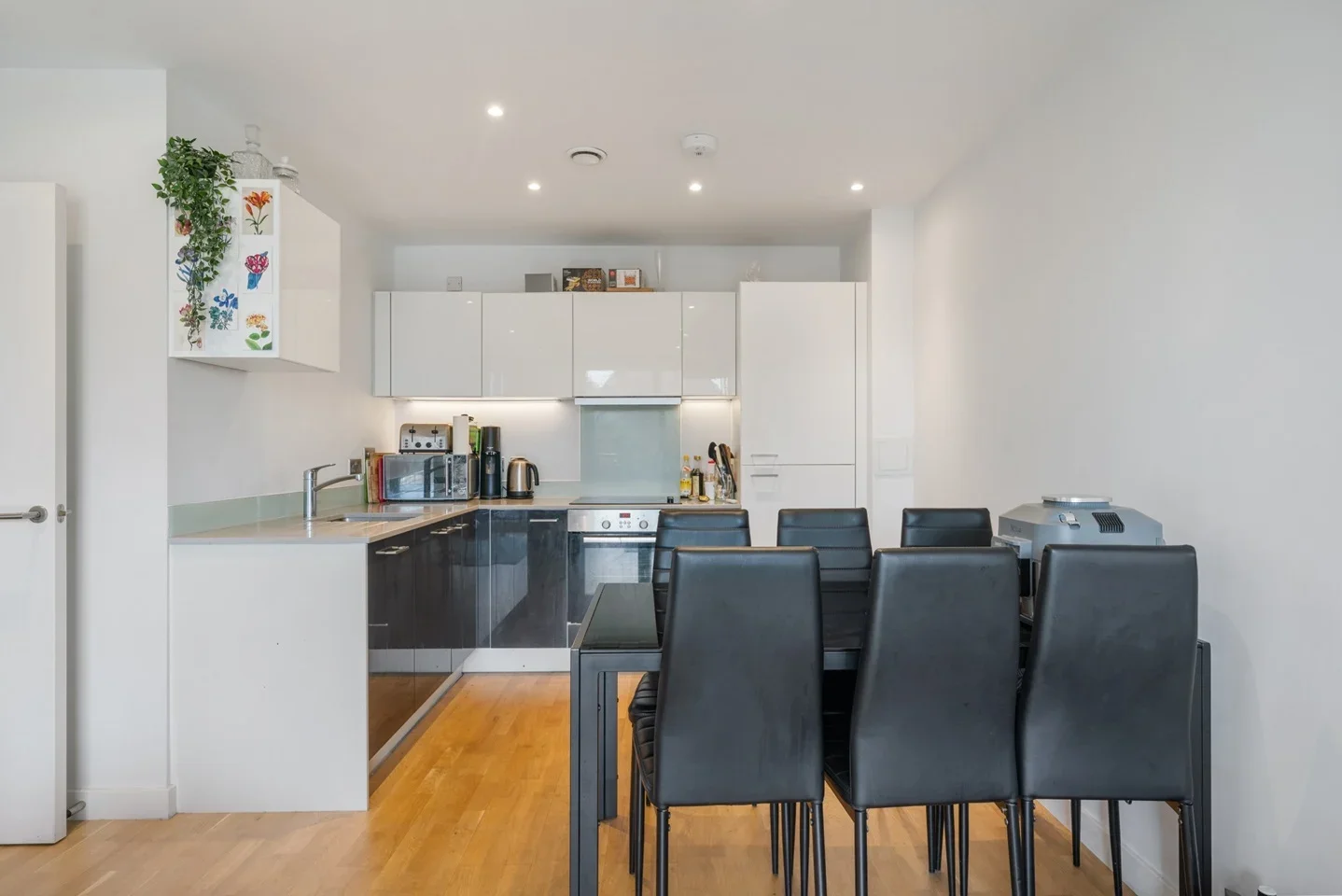 Flat Octavius Street in Greater London
