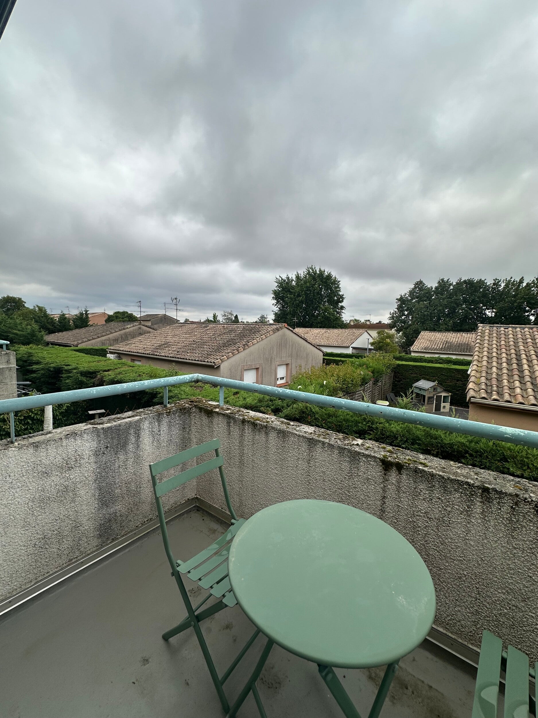 Flat Rue Henri Martin in Castelginest