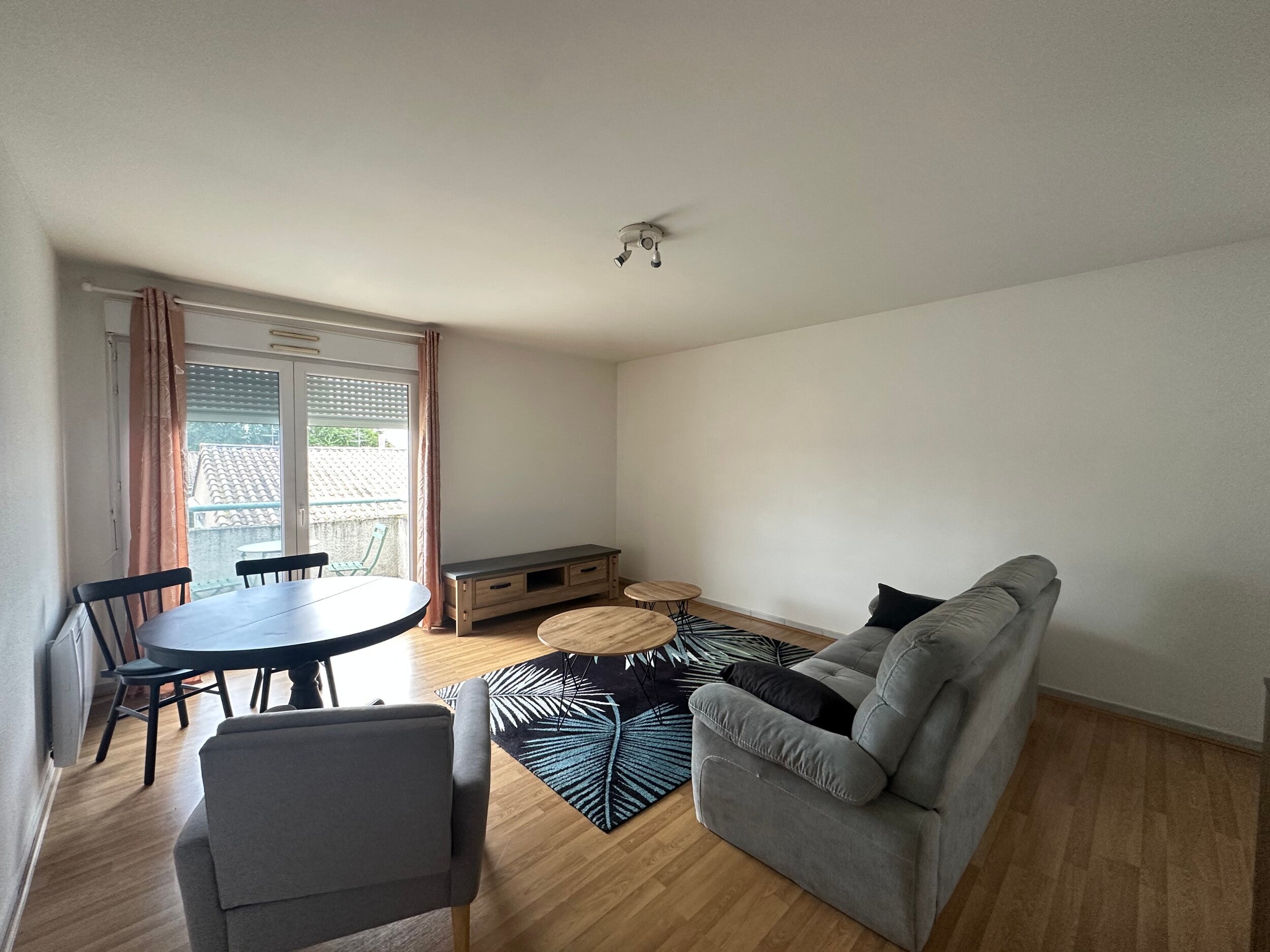 Flat Rue Henri Martin in Castelginest