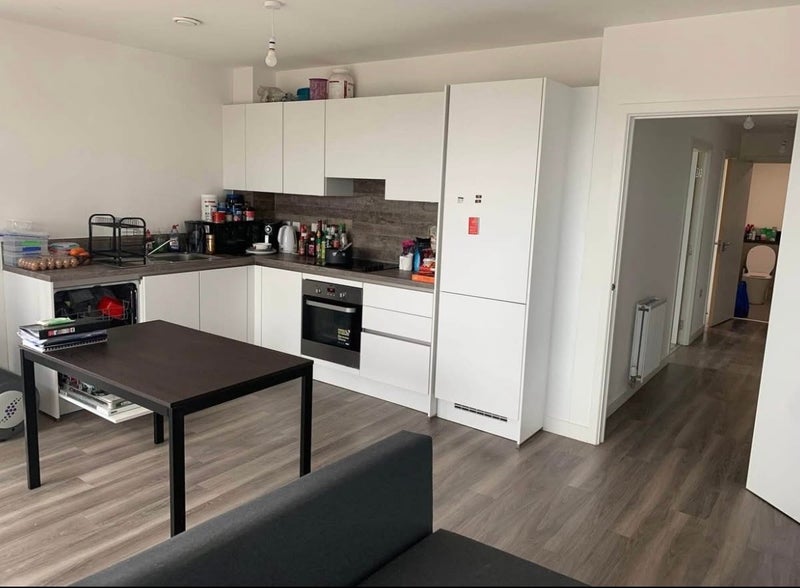 Room Ron Leighton Way in Greater London