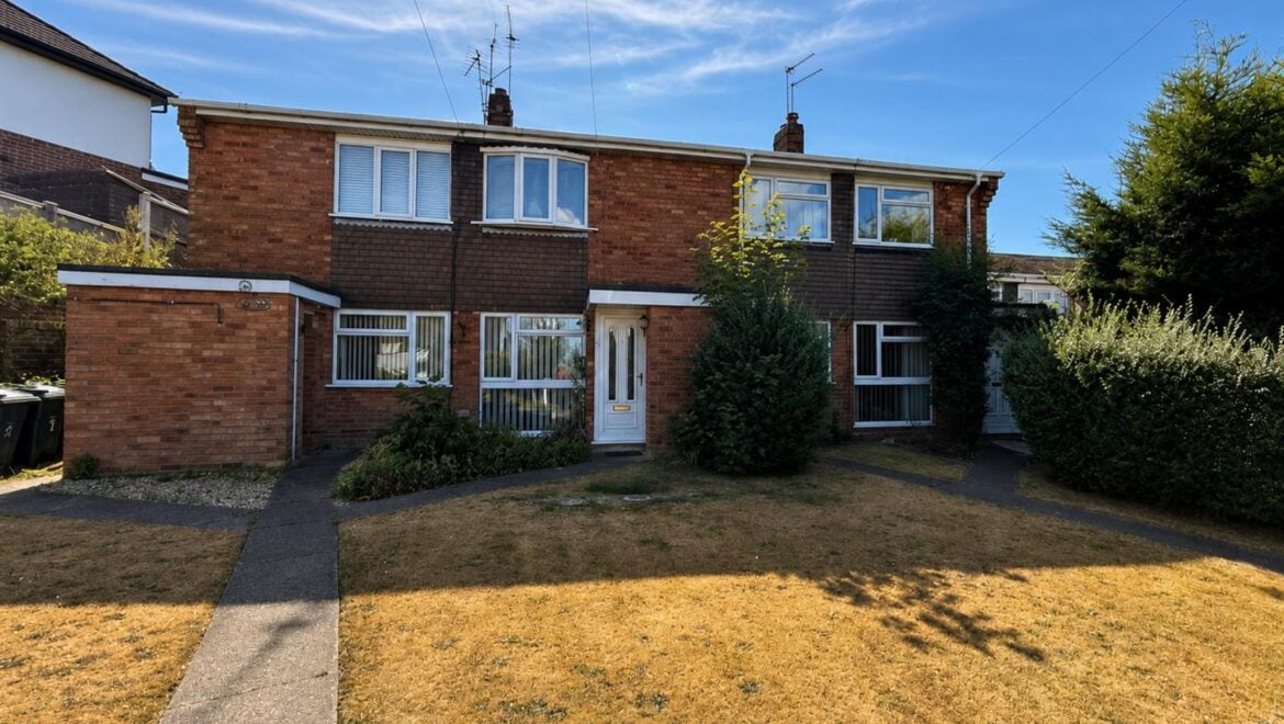 Flat Catholic Lane in Coseley
