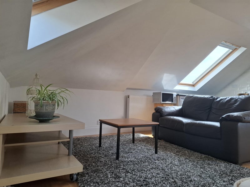 Flat Evesham Road in Greater London