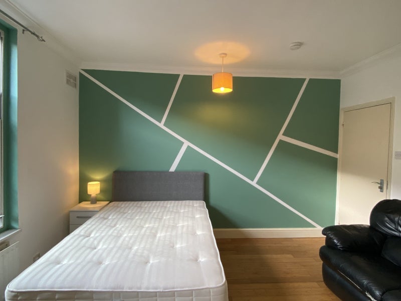 Room Hornsey Road in Greater London