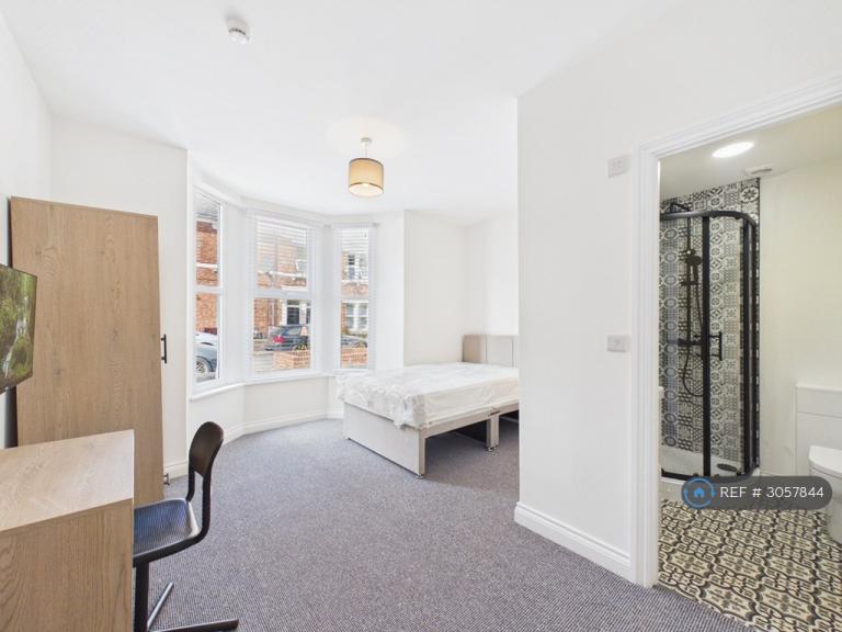 Room Dilston Road in Newcastle upon Tyne