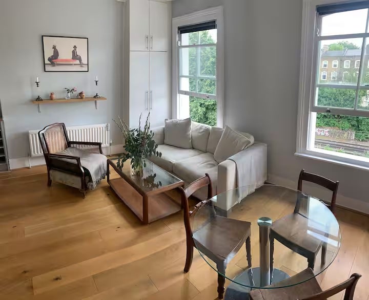 Flat Mildmay Grove North in Greater London