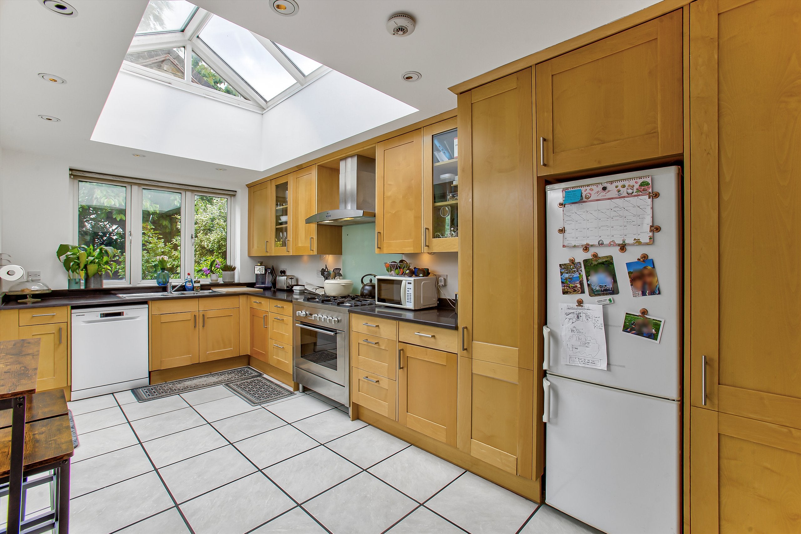 House Palmerston Road in Greater London
