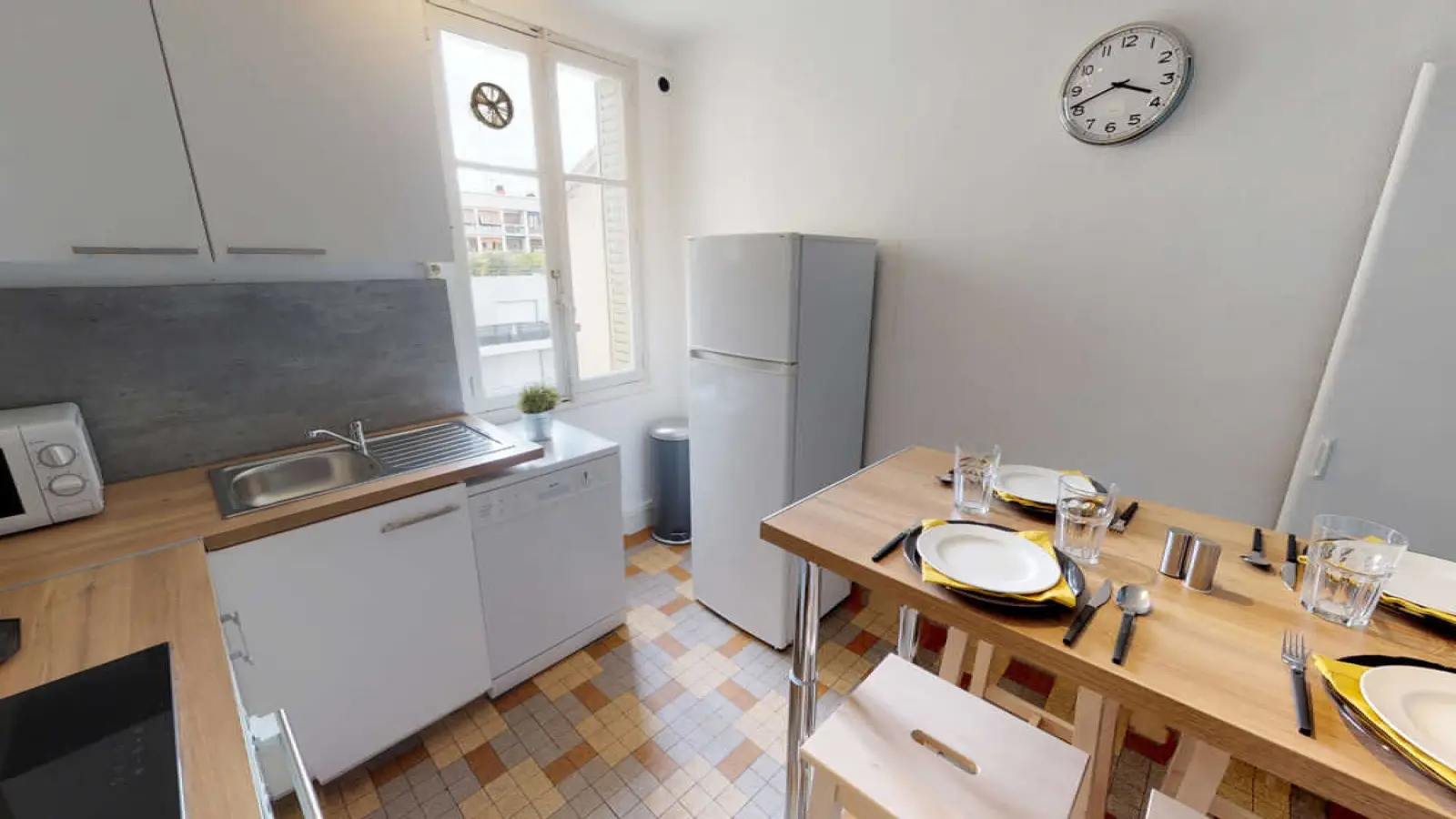Room Rue Maurice Flandin in Lyon