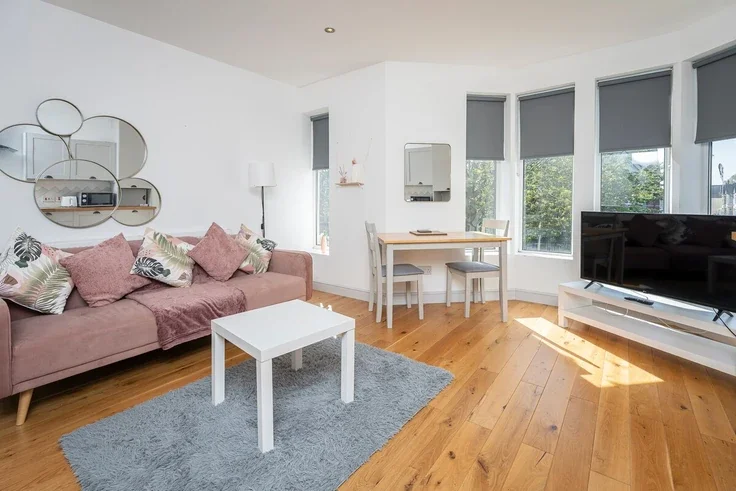 Flat Dinas Street in Cardiff