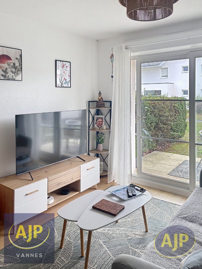 Flat Chemin de Montrenault in Ouzouer-sur-Trézée